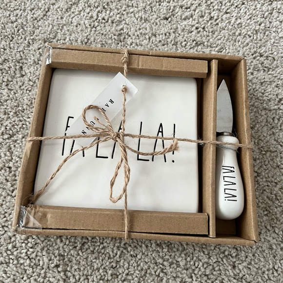 Rae Dunn - Picture 1 of 1